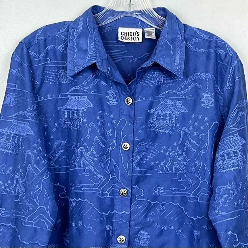 Chico’s blue Asian landscape embroidered button front tunic length shirt, medium